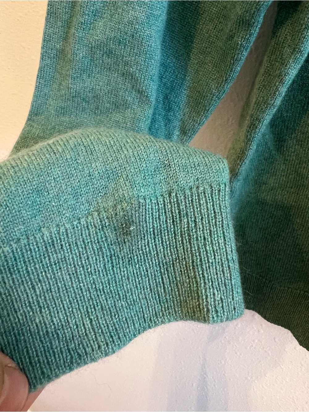 Brooks Brothers Italian Cashmere Turtleneck Sweater - Picture 6 of 6
